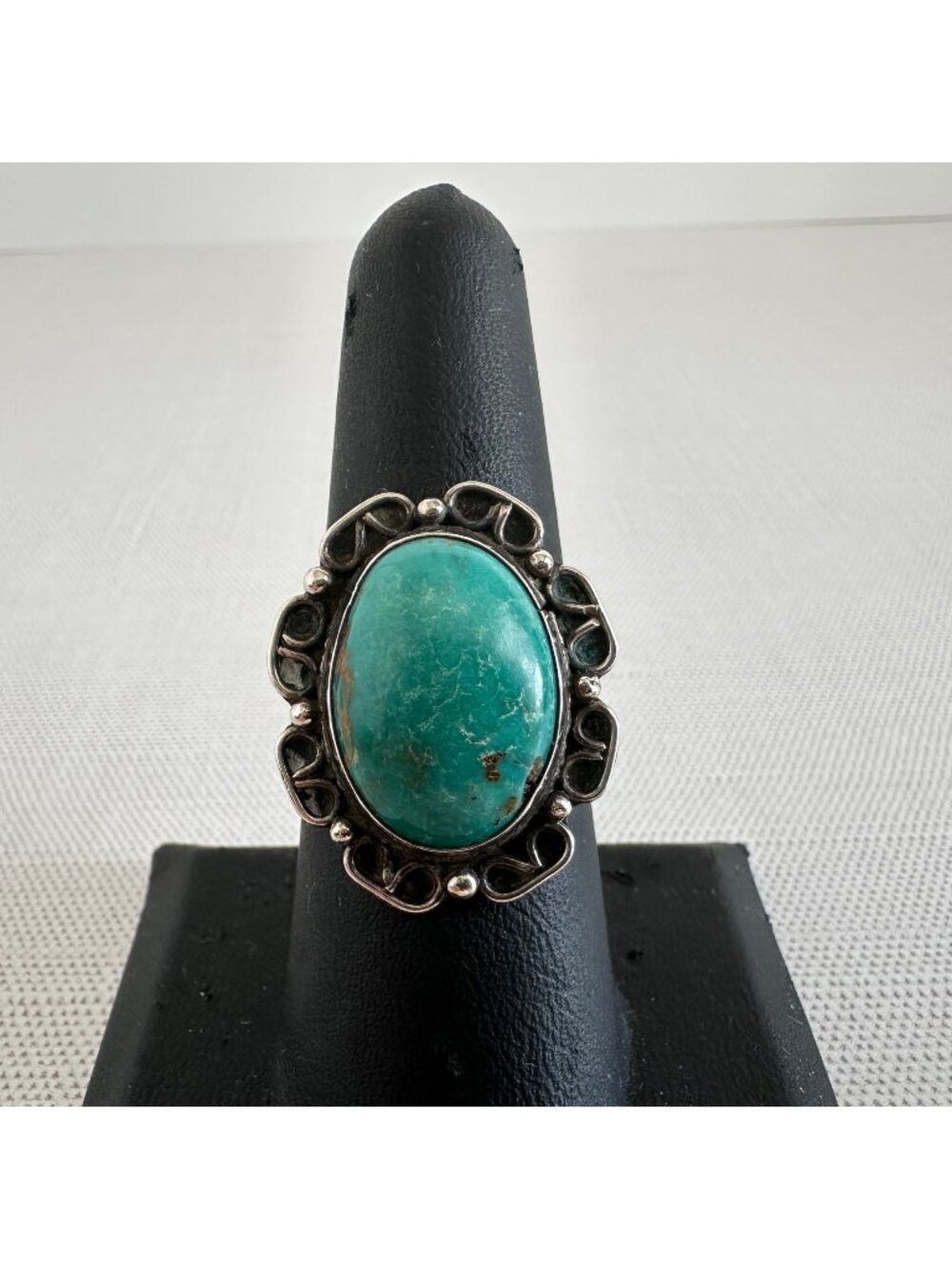 1970s Navajo Sterling Silver Turquoise Ring Size 8